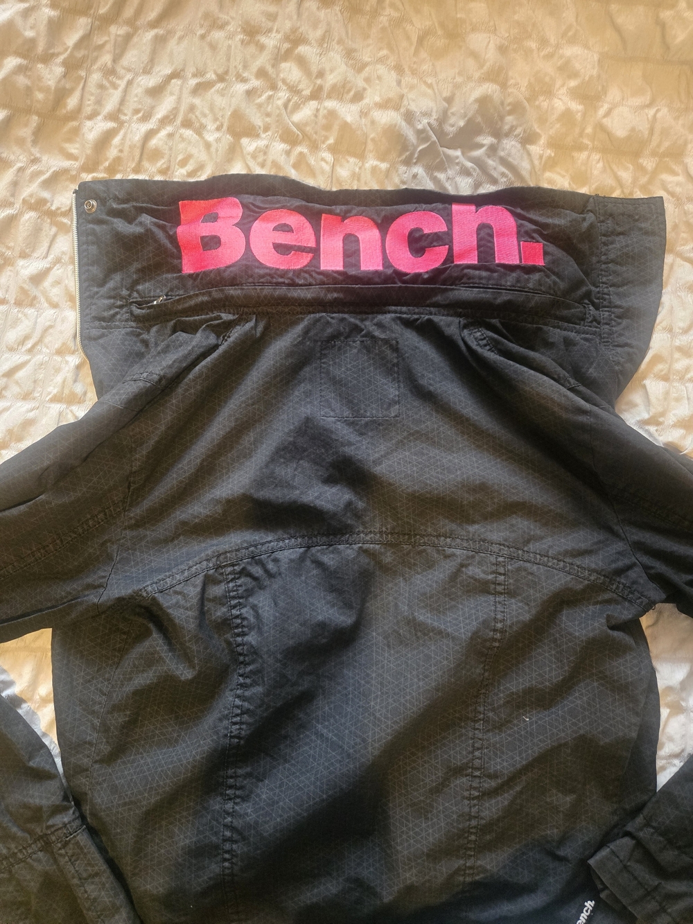 Bench BBQ Jacket Black with Pink Logo. Women Sz S